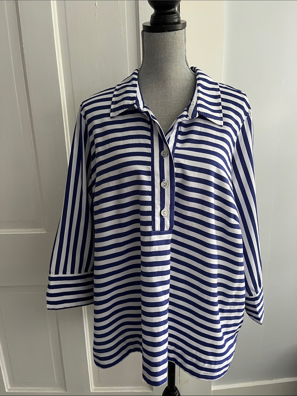ALI MILES TOP